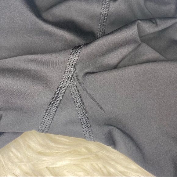 Athleta Challenge 7/8 Tight - Picture 13 of 14